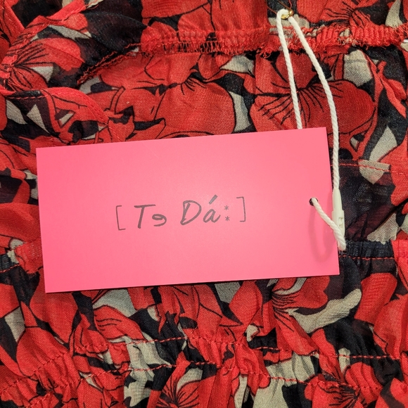 NWT Te Da' MEDIUM TOP BLOUSE UNIQUE CROPPED BoHo SMOCKED RED - Picture 10 of 16